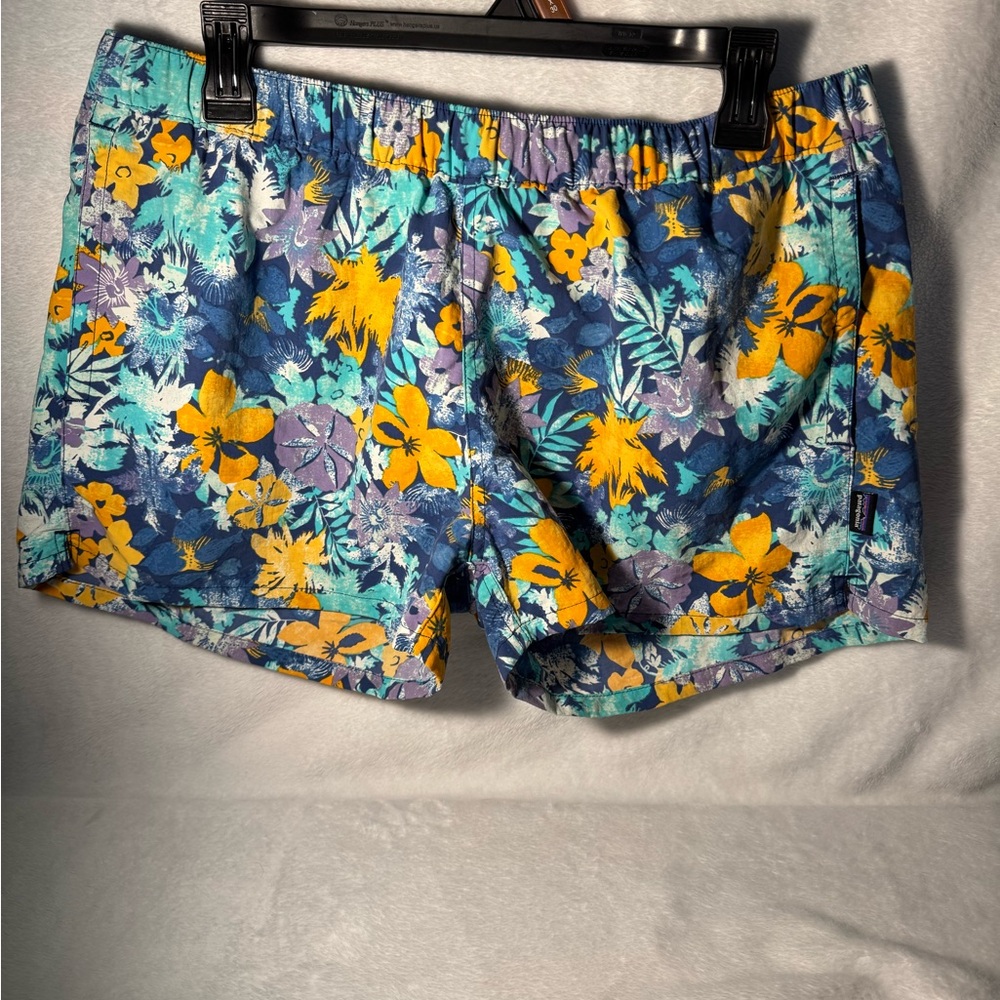 Patagonia Baggies Women’s Size Large